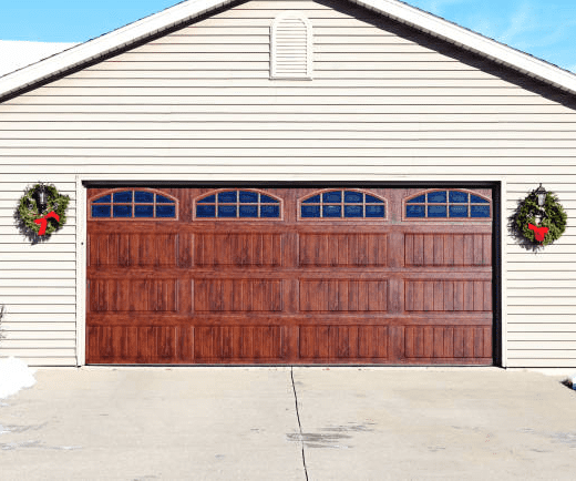 6 Reasons You Should Invest In A New Garage Door